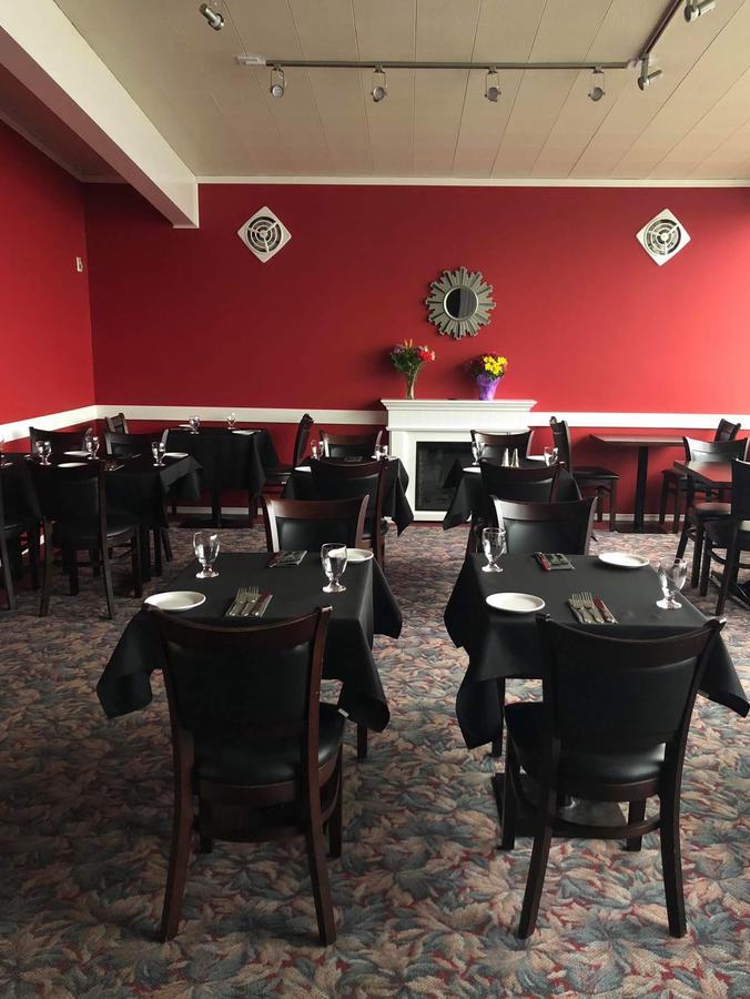 Dalewood Inn Port Mcneill Ngoại thất bức ảnh